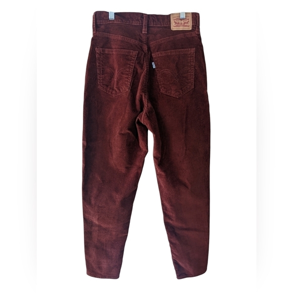 Levi’s High Waisted Mom Jeans Corduroy Decadent Chocolate Size 28 x 29 - Picture 3 of 8